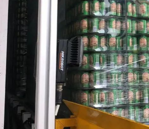 百年青啤邂逅智能制造！?？禉C器人為青島啤酒注入智造新活力